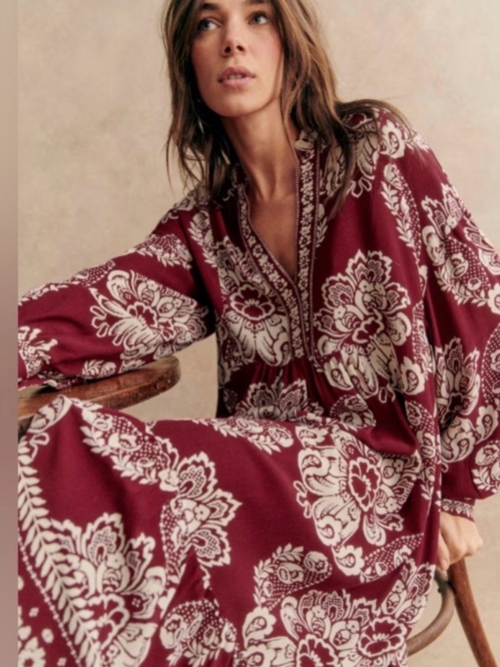 Sezane Boheme Dress Midi Ornamental Print
Size 40 US 8